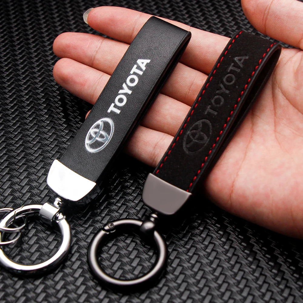 3D Metal+Leather Keychain Key Chain Ring Key Holder Auto Accessories For Toyota Corolla Camry Auris Chr Rav4 Yaris Prius Avensis