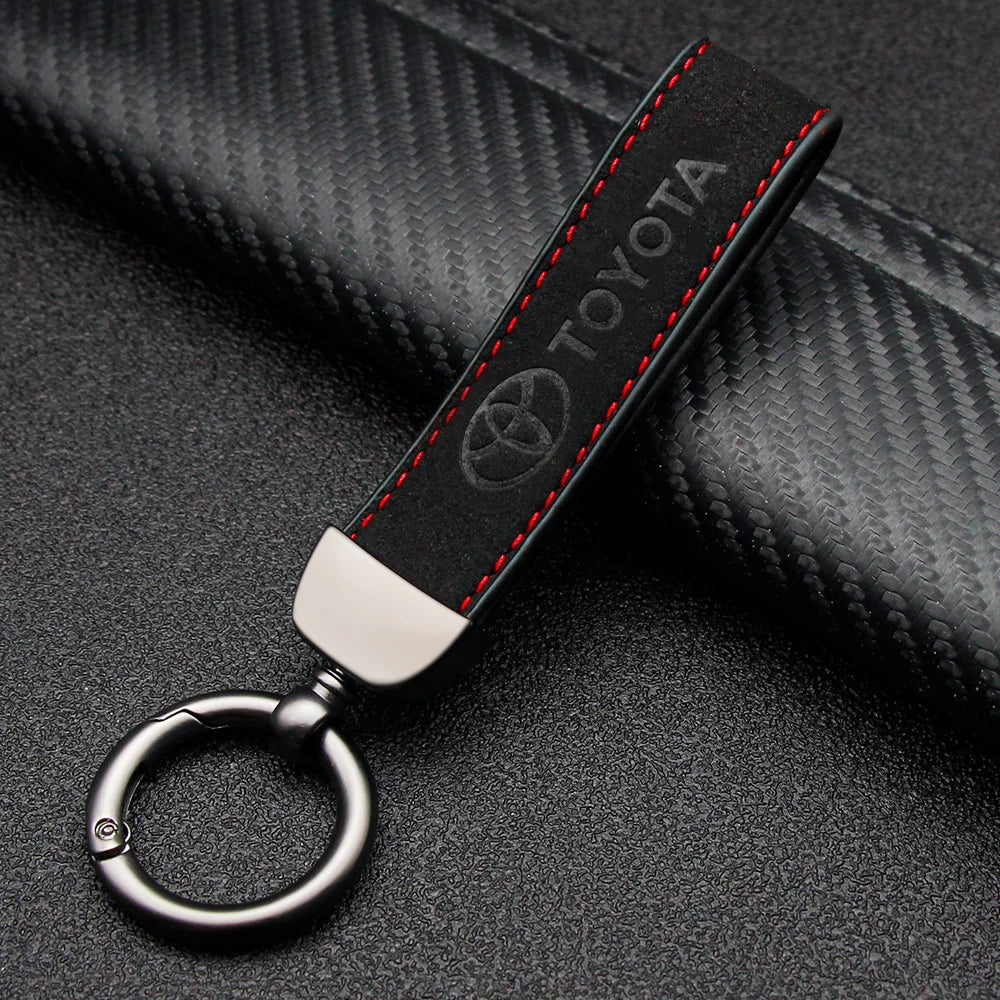 3D Metal+Leather Keychain Key Chain Ring Key Holder Auto Accessories For Toyota Corolla Camry Auris Chr Rav4 Yaris Prius Avensis