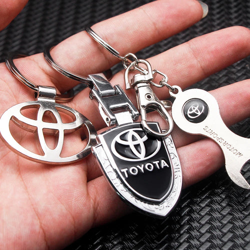 3D Metal+Leather Keychain Key Chain Ring Key Holder Auto Accessories For Toyota Corolla Camry Auris Chr Rav4 Yaris Prius Avensis